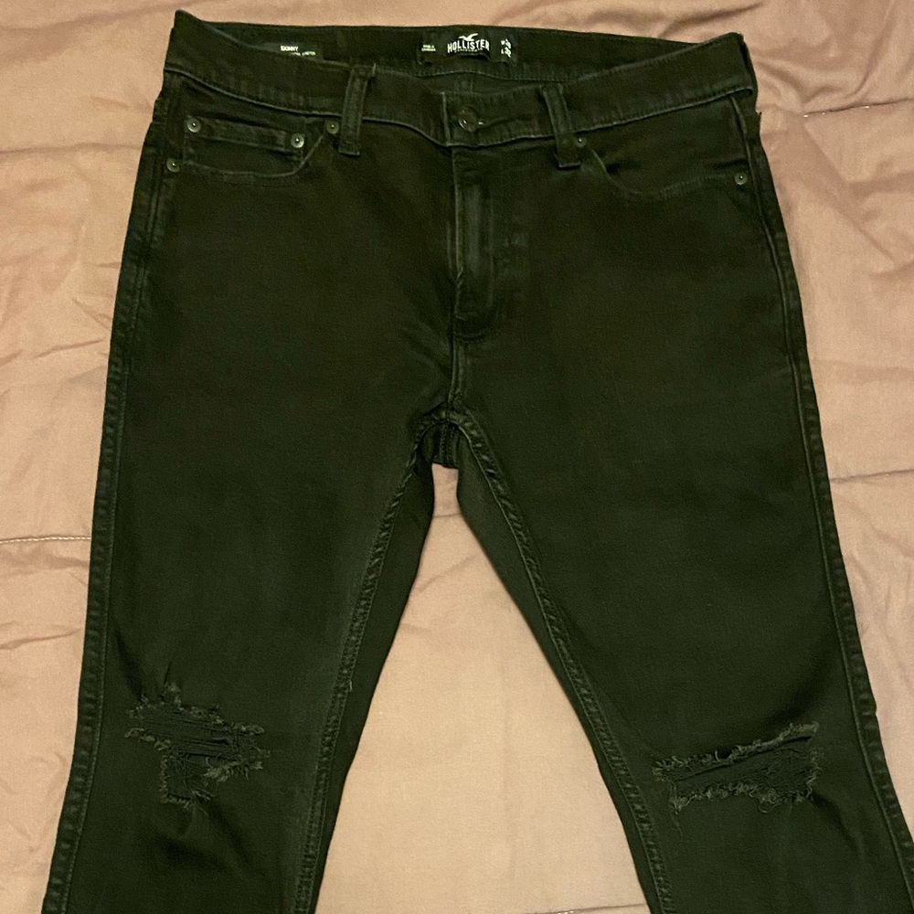 Mens Jeans HOLLISTER BLACK WASH RIPPED STACKED SKINNY JEANS